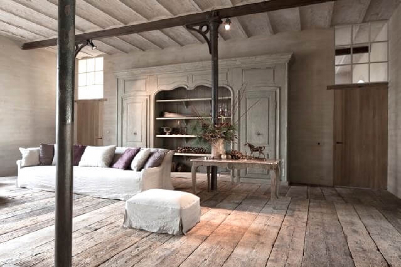 lip Nylon omdraaien Antieke dennenhouten plankenvloer en brede populieren planken - Realisaties  van plankenvloeren, deuren en trapbekledingen in hout | Corvelyn